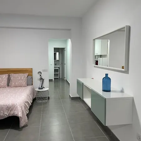 Апартаменты Enjoy Canteras *